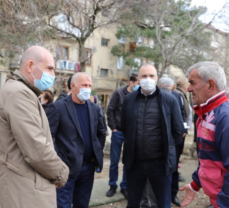 Frontnews image description