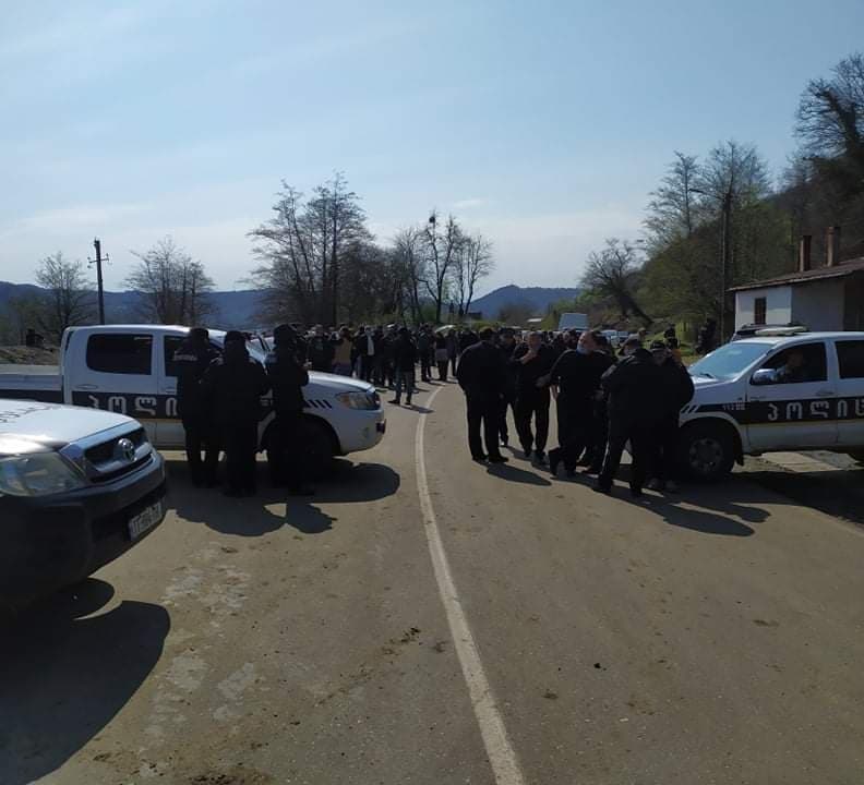 Frontnews image description