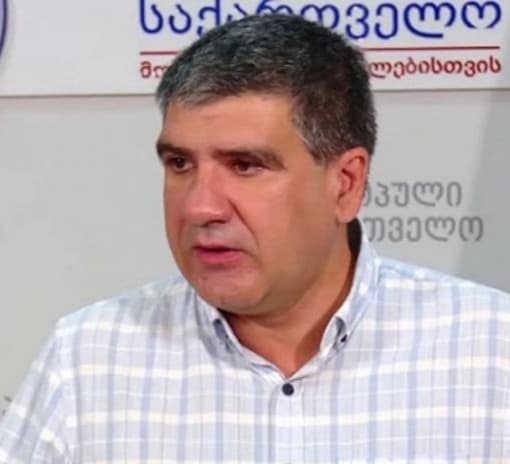 “ჩემი წარმოდგენა პარტიის მომავალზე და ზოგიერთების ერთმანეთს არ დაემთხვა, შესაბამისად, ჩემი ცხოვრების ეს ფურცელი გადაიფურცლა”