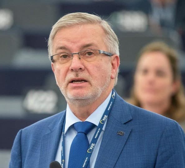 “ჩვენ შეგვიძლია შეთავაზება, დახმარება, მხარდაჭერა, მაგრამ გადაწყვეტილება ქართველმა პოლიტიკოსებმა უნდა მიიღონ”