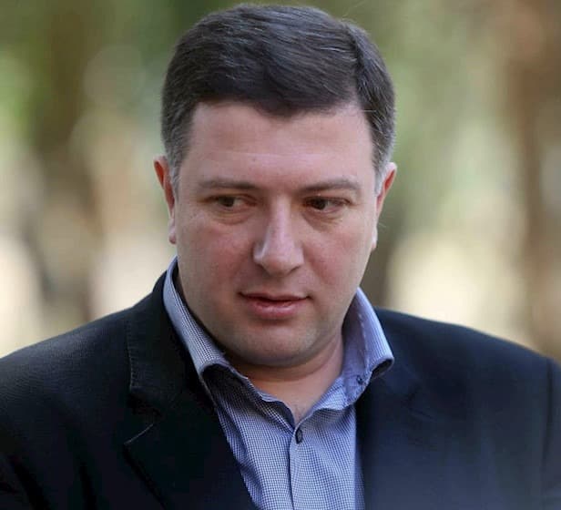 Frontnews image description