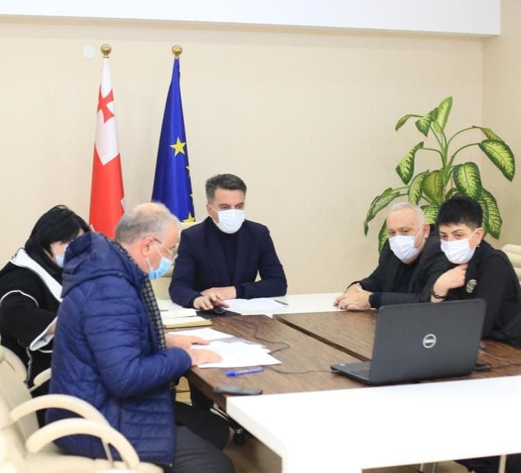 Frontnews image description