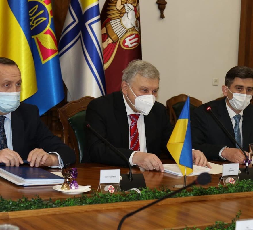 Frontnews image description