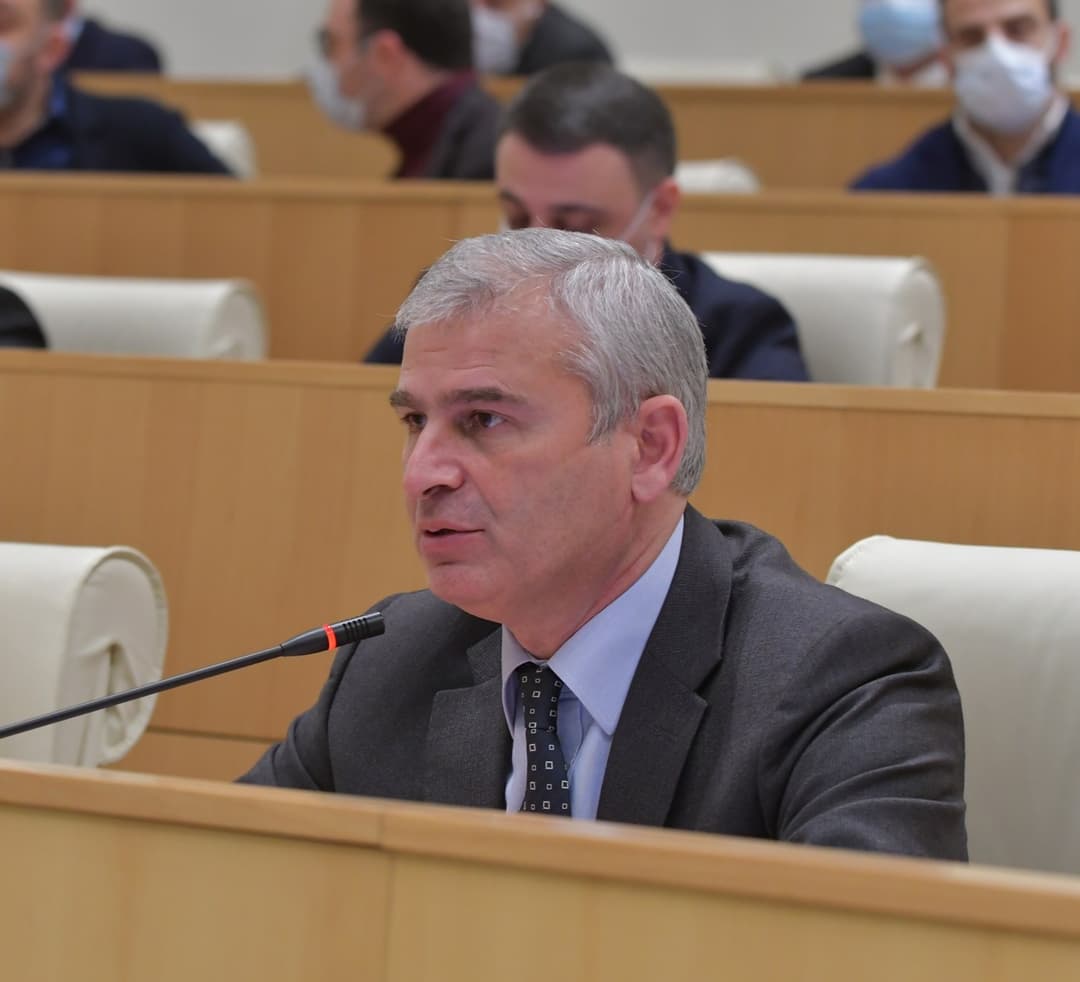 “თუ გახარიას გუნდი დაასრულებს რადიკალური ოპოზიციის ბოგინს, კარგი იქნება”