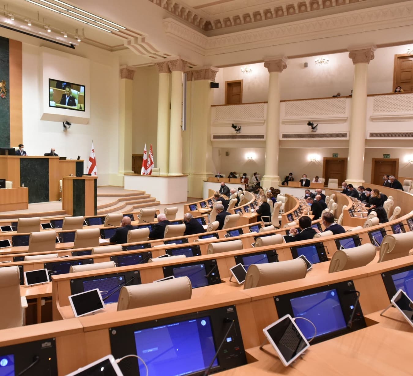 Frontnews image description