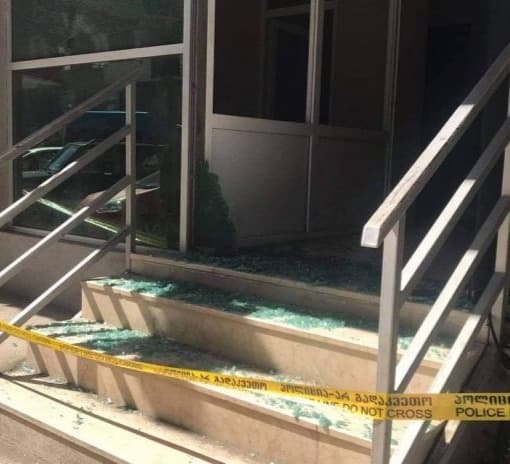 ბათუმში “ნაციონალური მოძრაობის” ცენტრალური ოფისი დაარბიეს