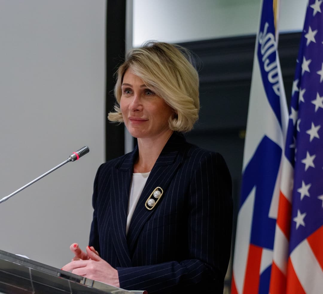 “დეპუტატები, რომლებიც “ქართული ოცნების” რესურსით მოვიდნენ, უნდა გავიდნენ პარლამენტიდან”