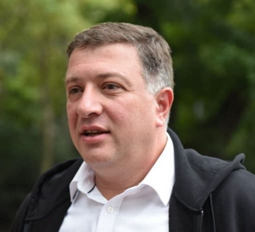 “ის გუნდი, რომელიც გუშინ ვიხილეთ, გინდ ყოფილა, გინდ – არა”