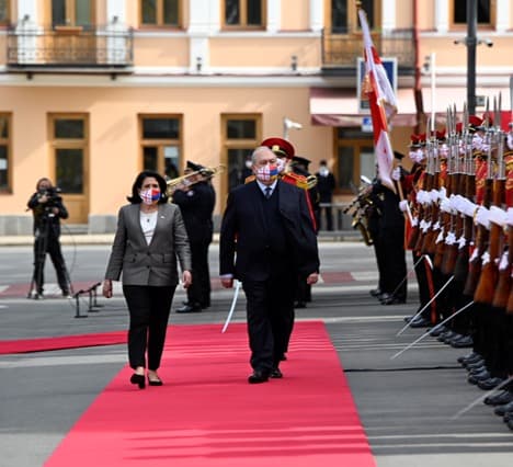 “კონფლიქტის დროს, როგორც ახლა საქართველო მშვიდობის მხარეს იდგა და დგას, ჩვენი შეთავაზება ძალაშია ნებისმიერ დროს“