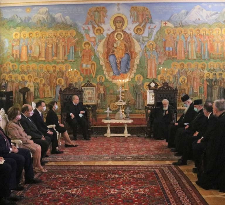 Frontnews image description