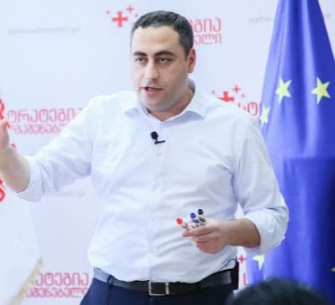“უნდა მოვემზადოთ მძლავრი თვითმმართველობის არჩევნებისთვის, რომელიც უნდა გახდეს “ქართული ოცნებისგან” გათავისუფლების არჩევნები”