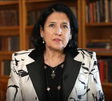 “გაკვირვებული ვარ მმართველი პარტიის განცხადებით, რომელიც ჩემი ნებართვის და თანხმობის გარეშე, ჩემს სახელს იყენებს”