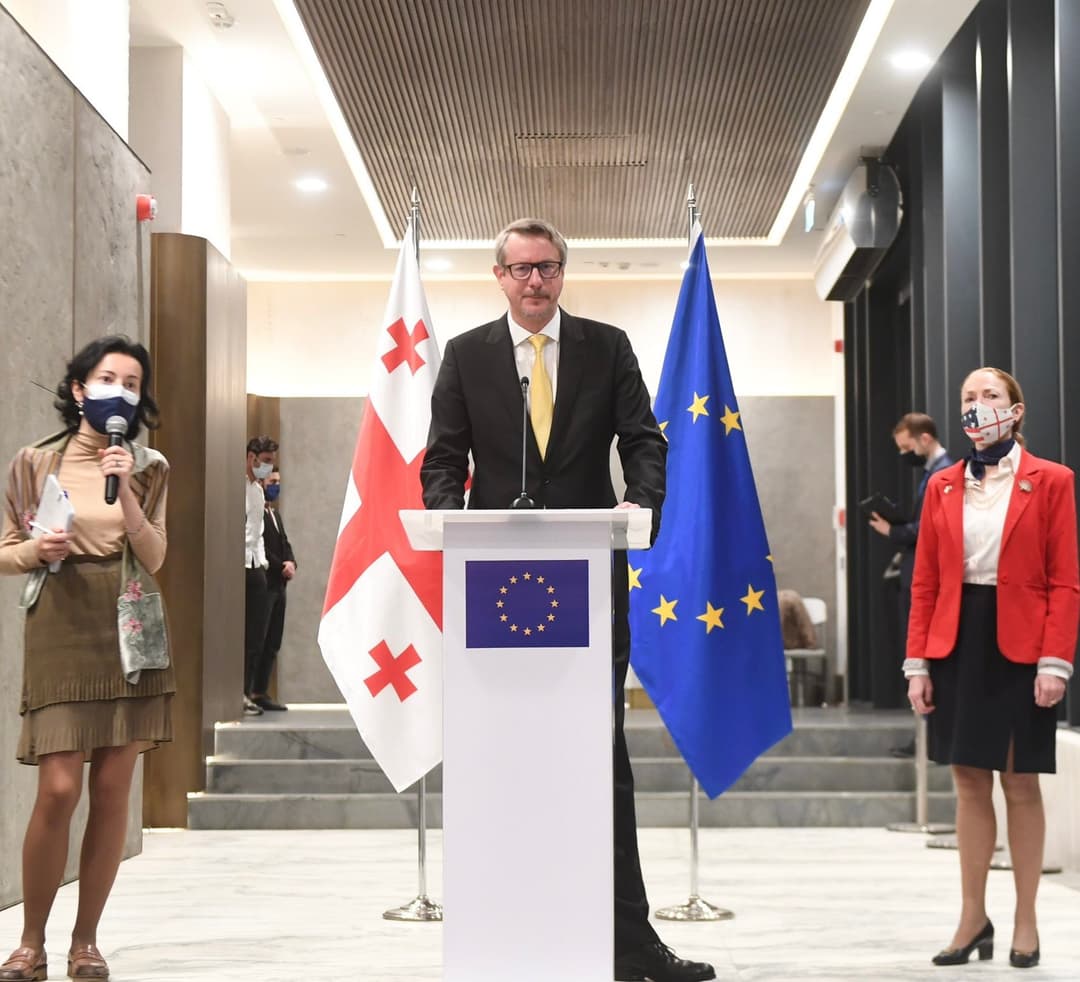 “ეს პროცესი არ სრულდება, იწყება ახალი თავი ჩვენი იმ საერთო მოქმედებისა, რომელიც გაგრძელდება პარლამენტში”