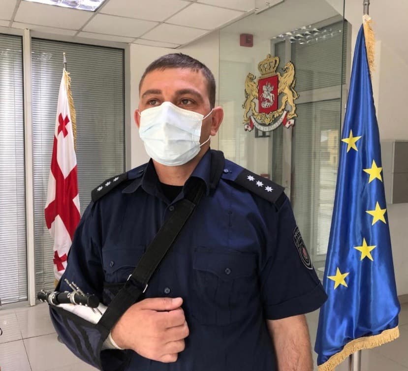 Frontnews image description