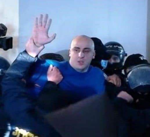 Frontnews image description