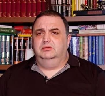 Frontnews image description