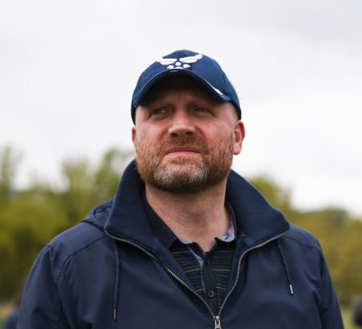 “როგორ შეიძლება პარლამენტის უმრავლესობამ აქციოს მონად და დააბას პარლამენტში”