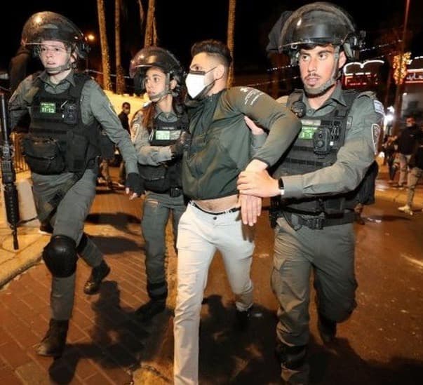 The violence erupted as police tried to keep Palestinians and ultra-nationalist Jewish protesters apart.