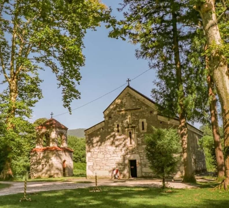 ჭყონდიდის ეპარქია სალხინოში ბზობის დღესასწაულის აღნიშვნასთან დაკავშირებით განცხადებას ავრცელებს