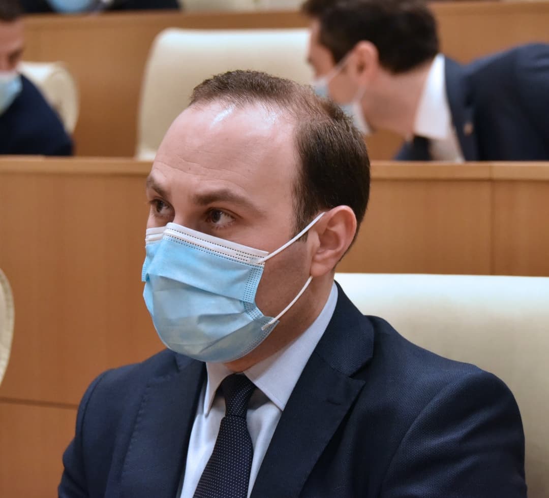 “ამნისტია გავრცელდება ყველაზე თანაბრად, ყველა პირზე და ყველა დარღვევაზე, გარდა იმ კონვენციური მიდგომისა, რაზეც ვთანხმდებით”