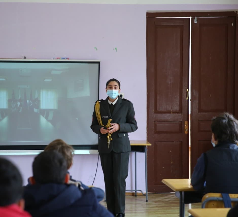 Frontnews image description