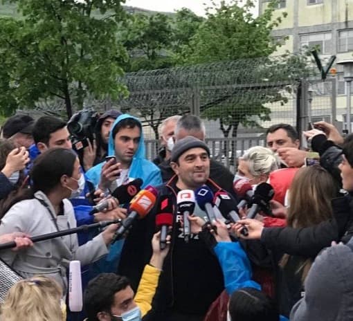 “ნიკა უნდა გამოვიდეს სწრაფად, “ნაციონალური მოძრაობაც” უნდა შევიდეს პარლამენტში და დანარჩენი პარტიებიც”