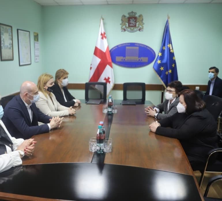 აფხაზეთის ჯანდაცვის სამინისტროსა და “საქართველოს ქალები მშვიდობისა და სიცოცხლისათვის“ შორის მემორანდუმი გაფორმდა