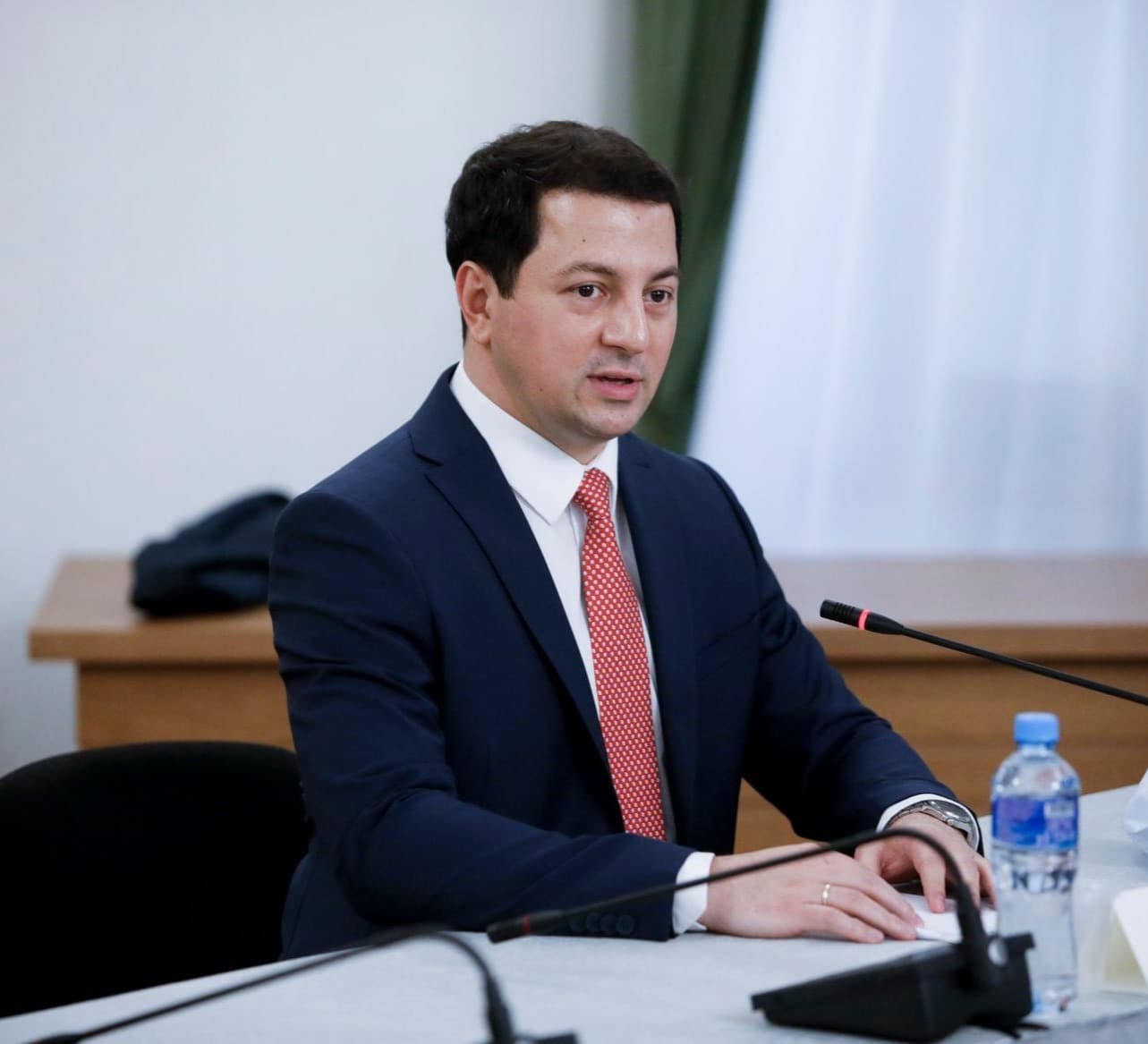 Frontnews image description