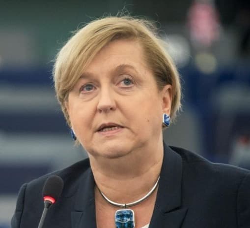 “მოუთმენლად ველოდები ნიკა მელიას დროულად გათავისუფლებას და თავისუფლებისთვის მებრძოლ მეგობრებთან შეხვედრას”