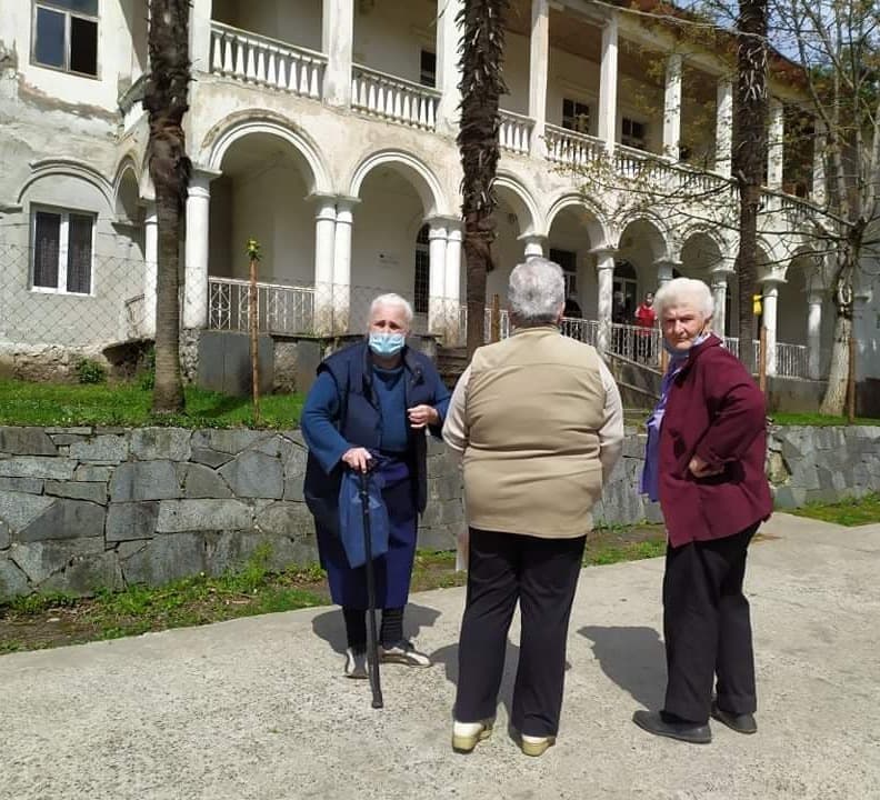 Frontnews image description