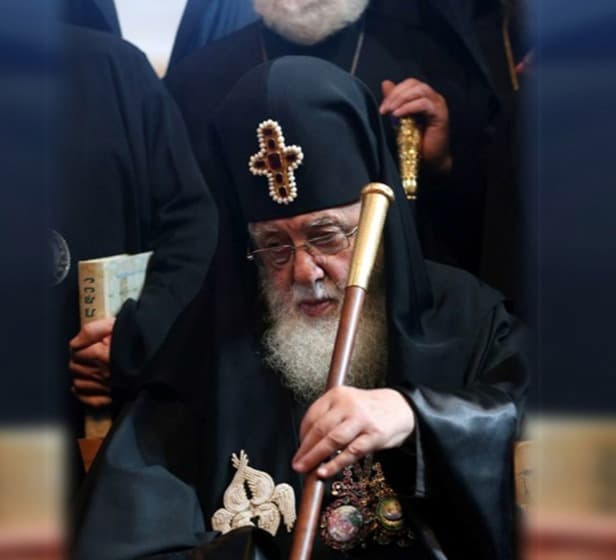 “ინოვაციების დამნერგავი ადამიანი თვითონ დამცირდა თავისი ქმნილების წინაშე და მისგან მართული ხდება”