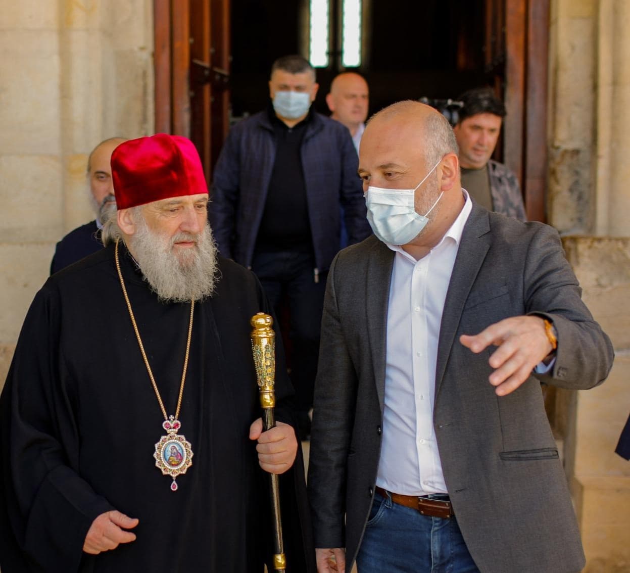 Frontnews image description