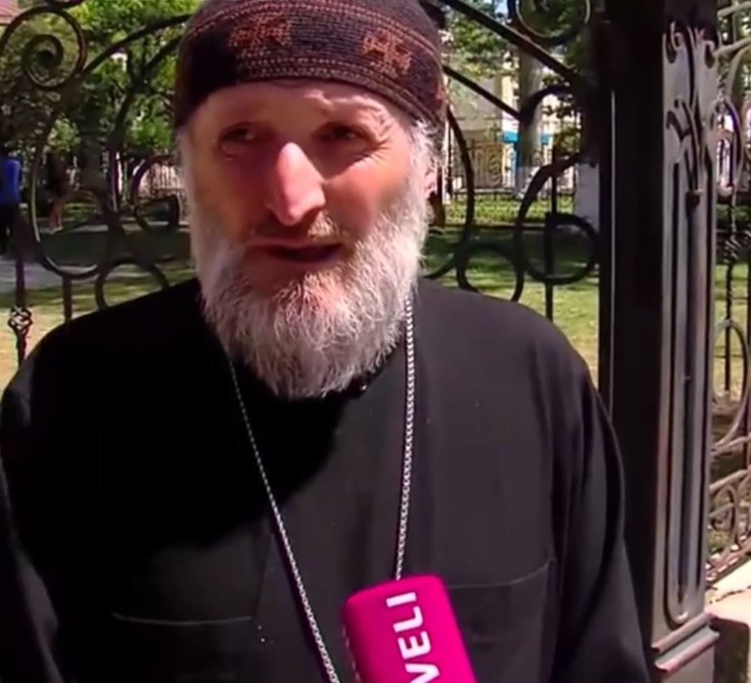 Frontnews image description