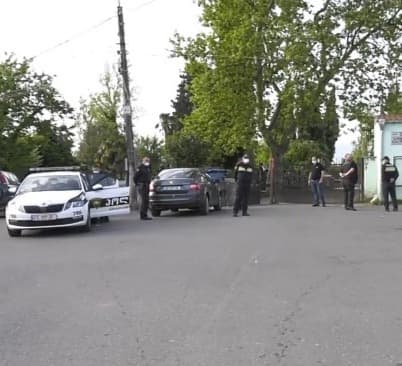 სასაფლაოებთან რეგულაციების კონტროლი გრძელდება