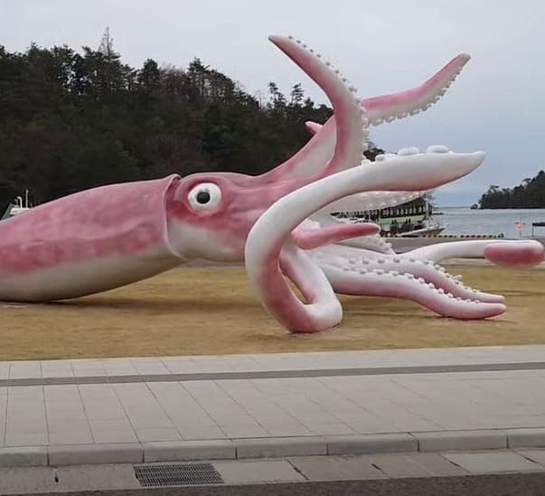 Japan town builds giant squid statue with relief money