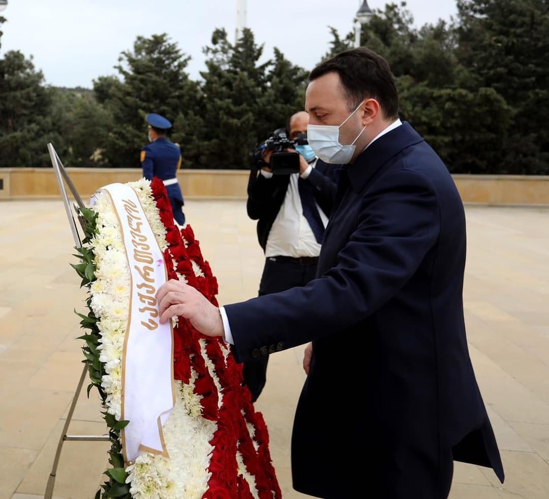 ირაკლი ღარიბაშვილმა ჰეიდარ ალიევის ხსოვნას პატივი მიაგო