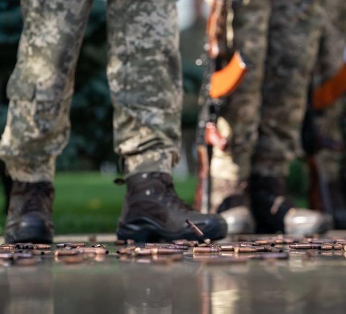 Two Ukrainian soldiers killed in Donbass, one more in serious condition