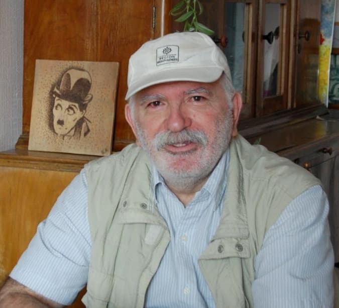 Frontnews image description