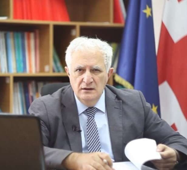 “ადამიანებს ექნებათ საშუალება მიბრძანდნენ და ჩვეულებრივი ცოცხალი რიგის საშუალებით აიცრან”