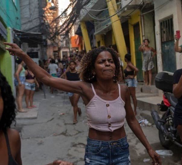 Rio police accused by residents of abuses in raid