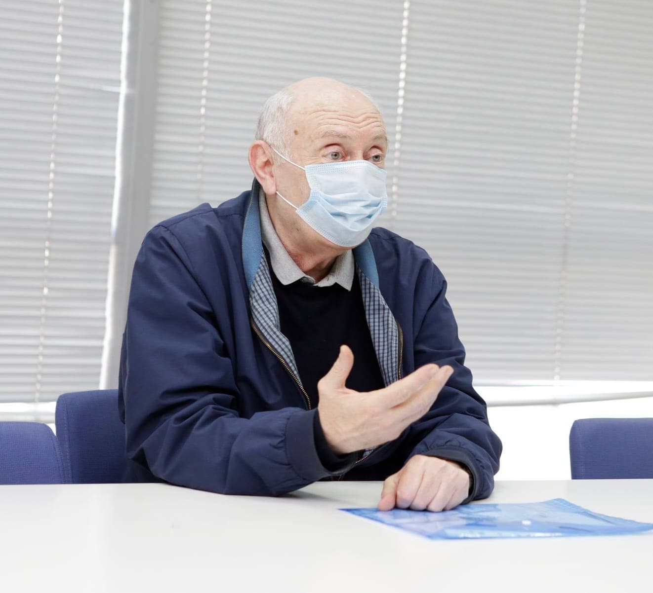 Frontnews image description