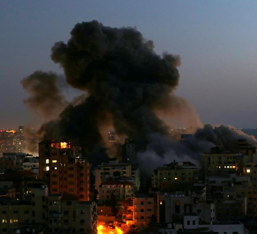 Frontnews image description