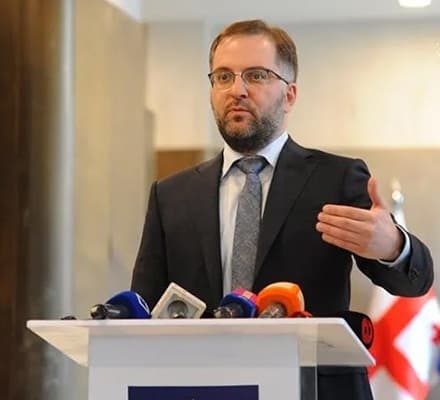 “თუ გვინდა, რომ დავამარცხოთ ივანიშვილი, თავი შევიკავოთ ამ პერიოდში ერთმანეთს შორის საქმეების გარჩევისაგან”