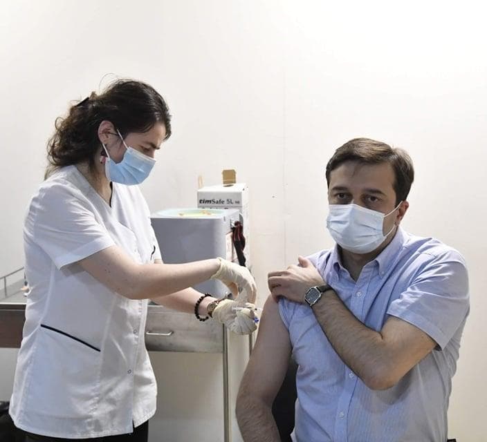 Frontnews image description