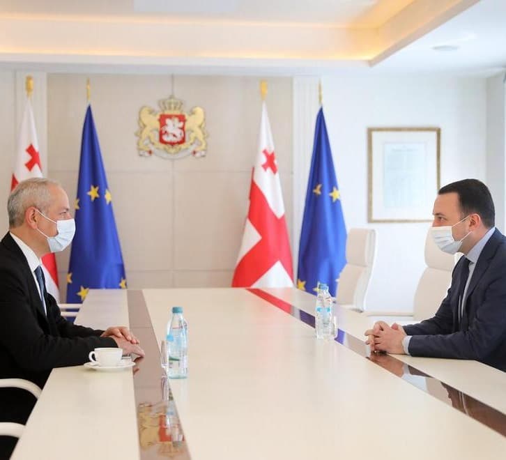 Frontnews image description