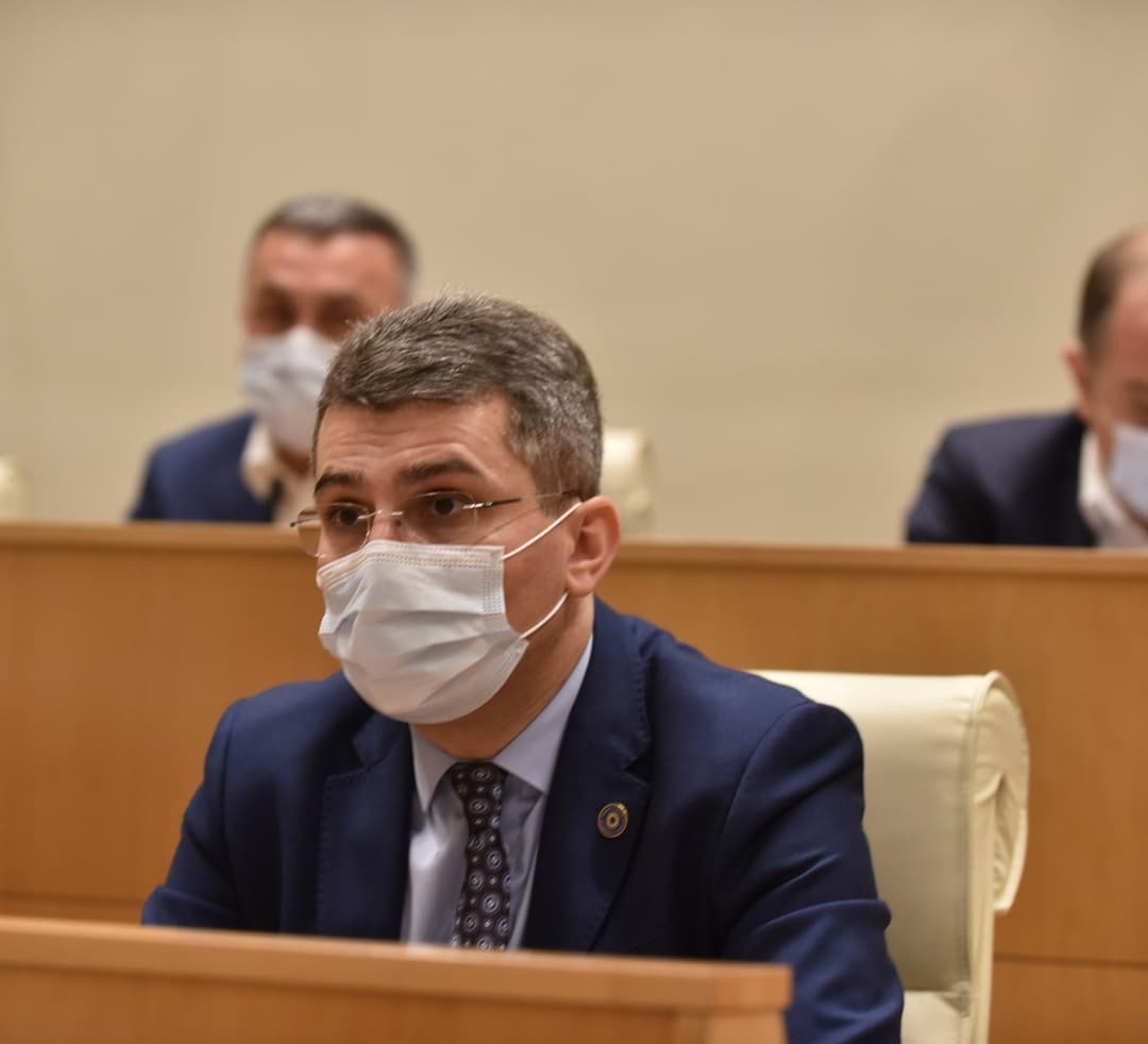 “ქართული ოცნების“ რეიტინგის დაწევა პრიმიტიული დეზინფორმაციით გადაწყვიტეს, თითქოს ისინი არიან ივანიშვილის ახალი პროექტი”