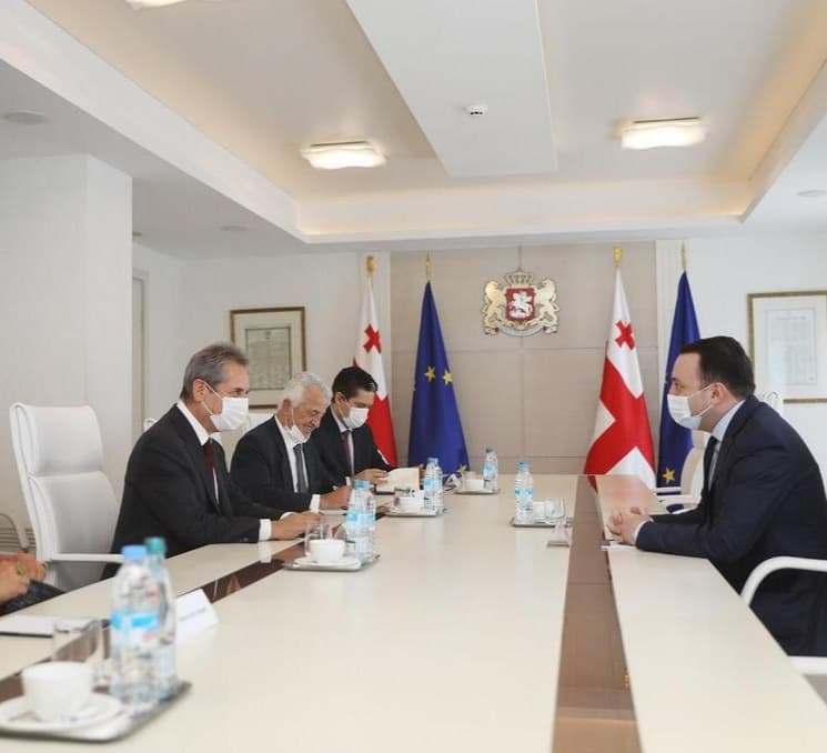 Frontnews image description