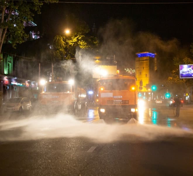 დედაქალაქში გზის მორეცხვის სამუშაოები დაიწყო