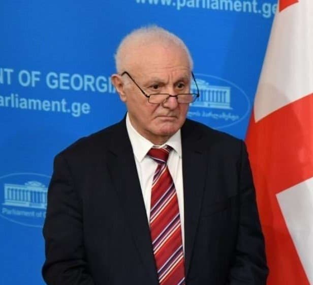 “ავიღოთ ყველა რეგიონში და როგორც ლოტოს თამაშობენ, ჩავყაროთ იქ ყველა უბნების ნომრები”