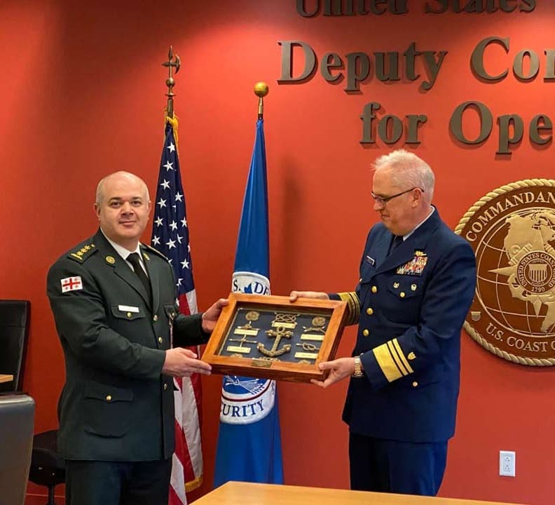 Frontnews image description